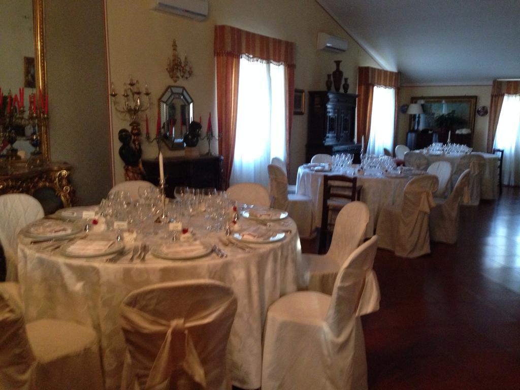 Castello D'Abruzzo Hotel Ripa Teatina ภายนอก รูปภาพ