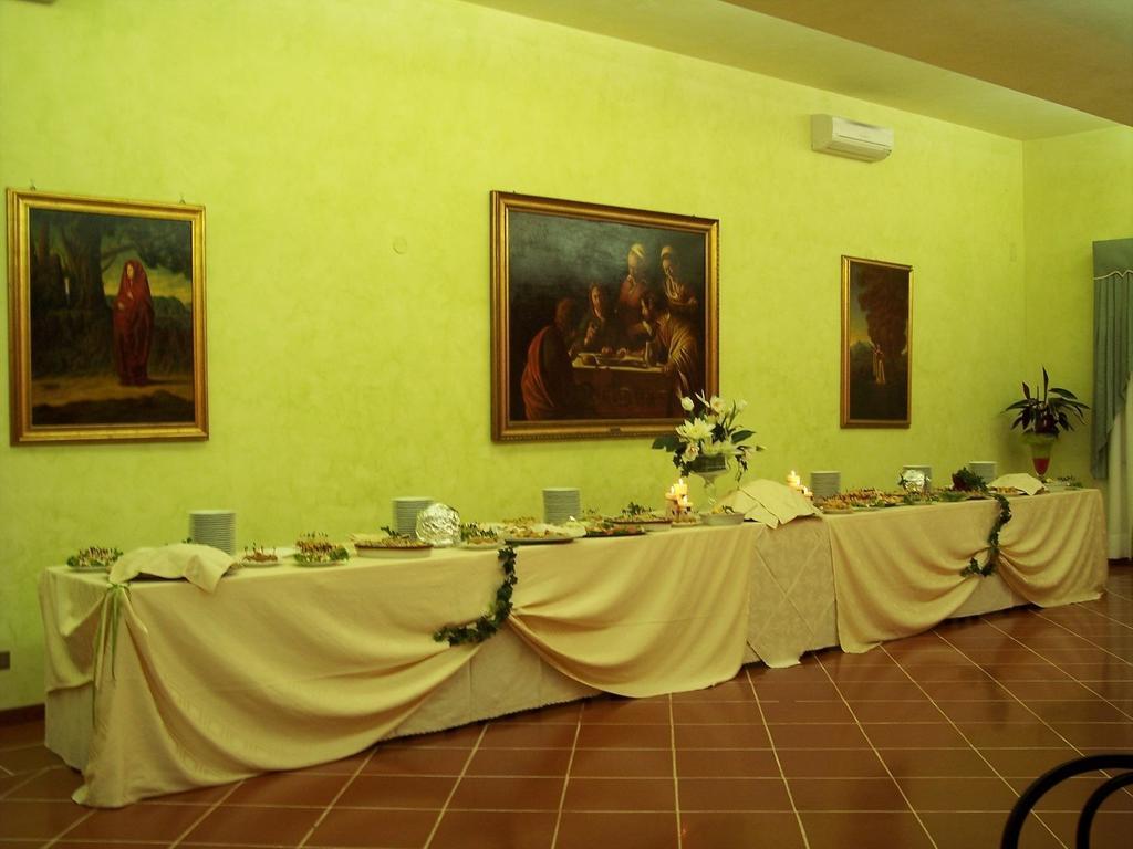 Castello D'Abruzzo Hotel Ripa Teatina ภายนอก รูปภาพ