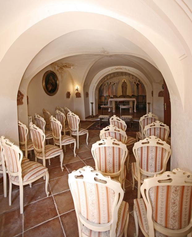 Castello D'Abruzzo Hotel Ripa Teatina ภายนอก รูปภาพ