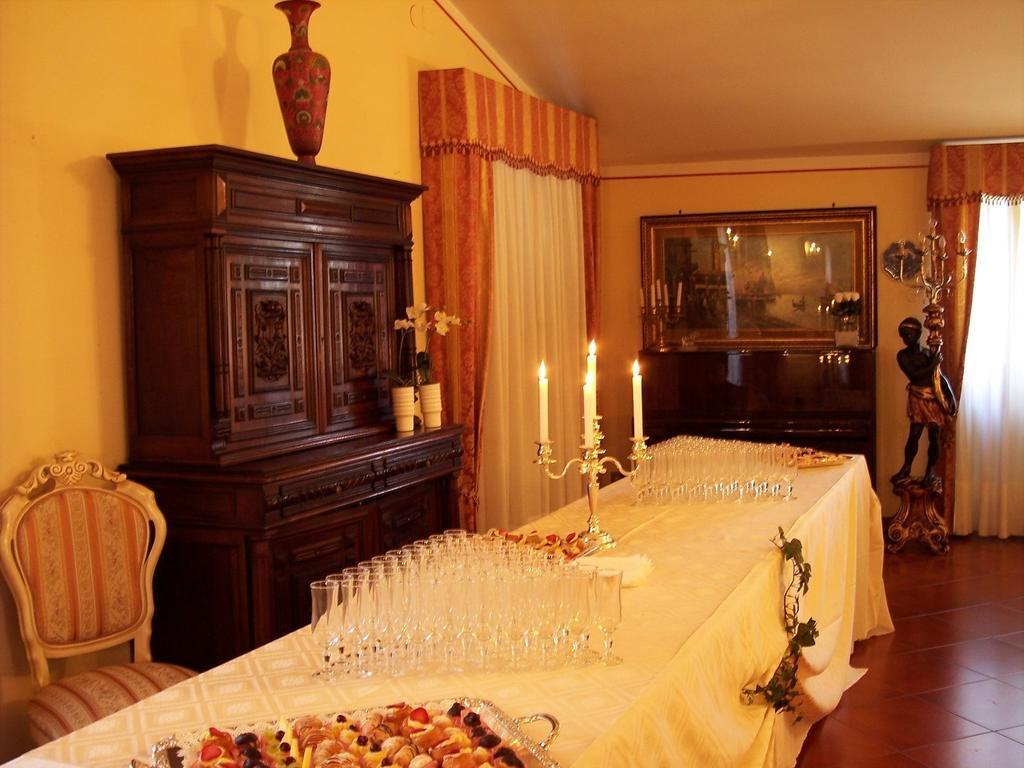 Castello D'Abruzzo Hotel Ripa Teatina ภายนอก รูปภาพ